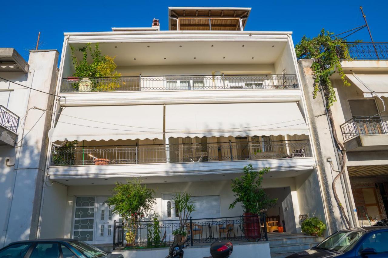 Yiannis Apartments 1 อิโออันนินา ภายนอก รูปภาพ