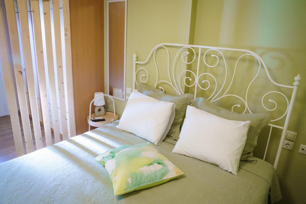 Yiannis Apartments 1 อิโออันนินา ภายนอก รูปภาพ