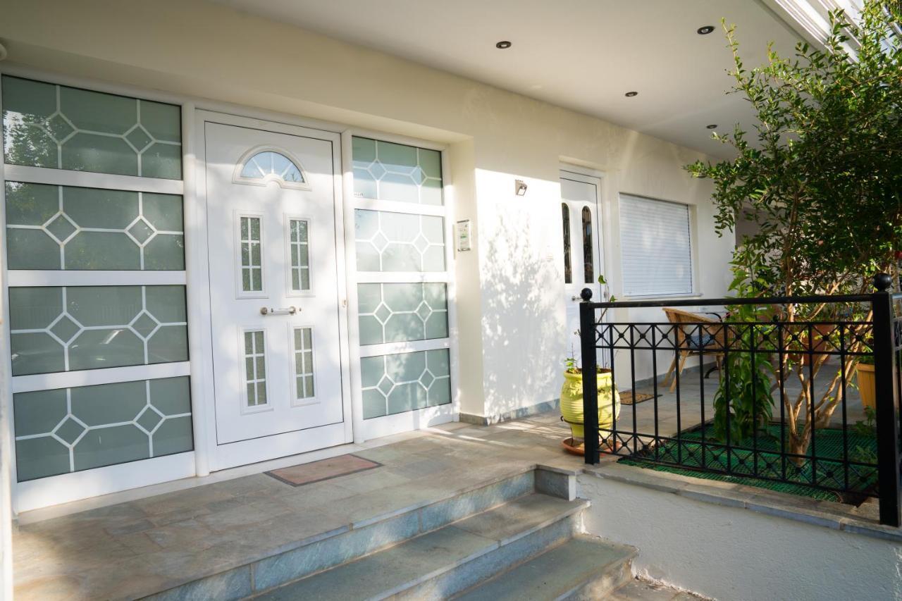 Yiannis Apartments 1 อิโออันนินา ภายนอก รูปภาพ