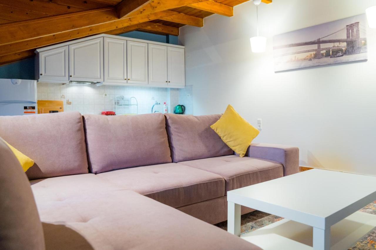 Yiannis Apartments 1 อิโออันนินา ภายนอก รูปภาพ