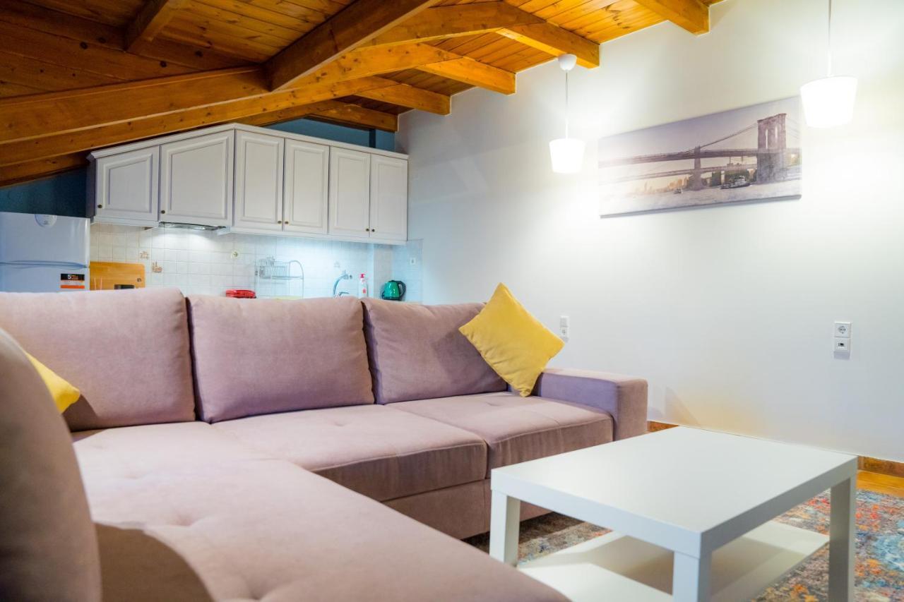 Yiannis Apartments 1 อิโออันนินา ภายนอก รูปภาพ