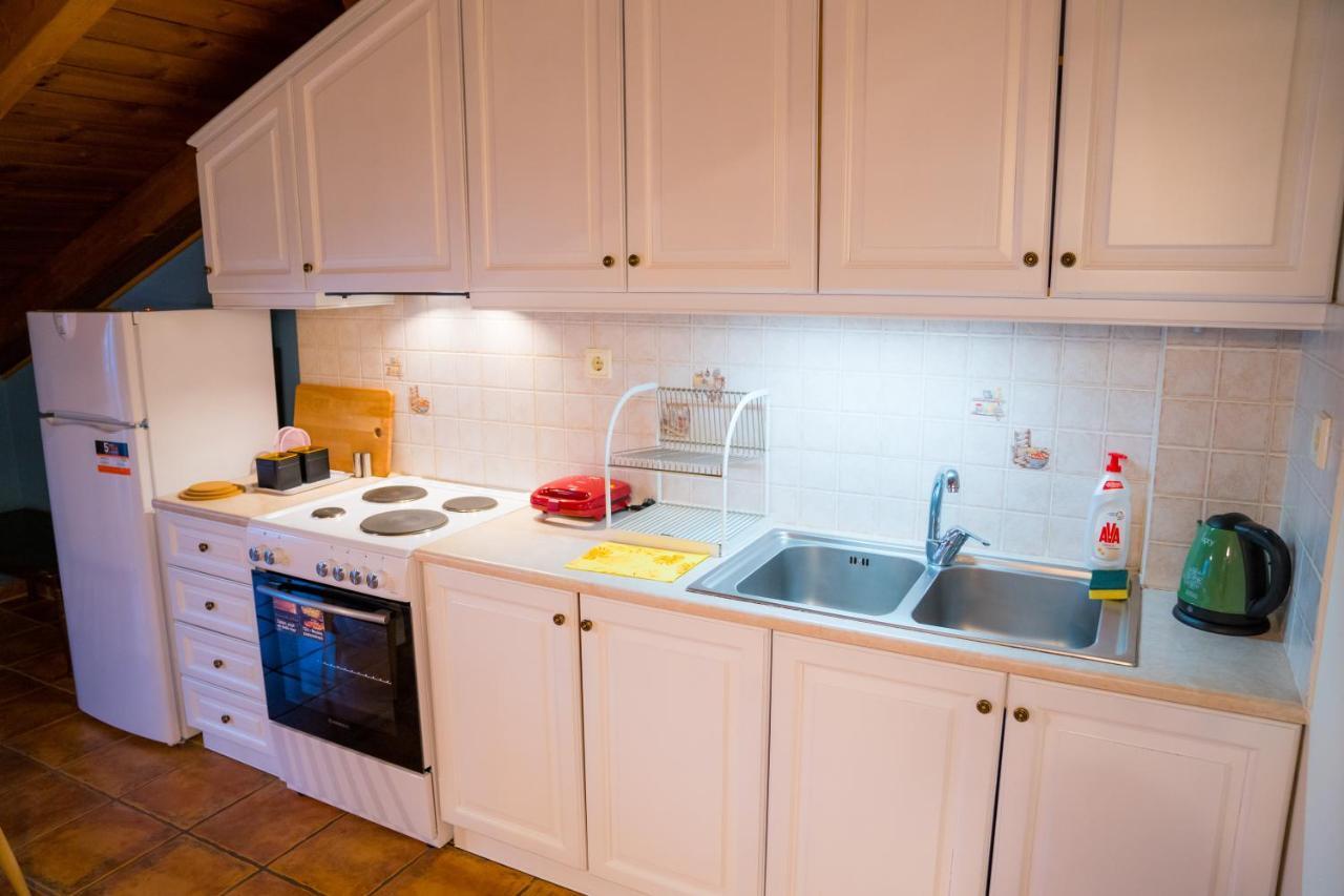 Yiannis Apartments 1 อิโออันนินา ภายนอก รูปภาพ