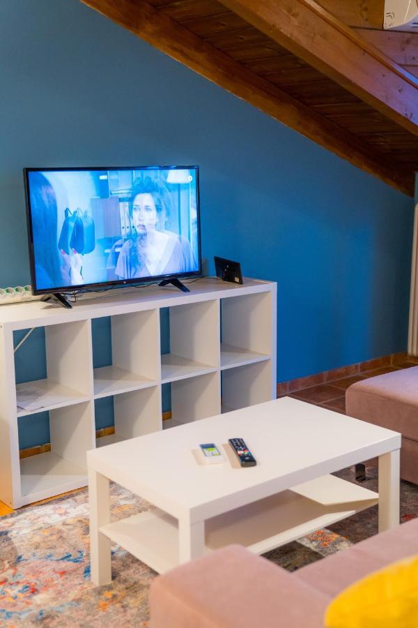 Yiannis Apartments 1 อิโออันนินา ภายนอก รูปภาพ